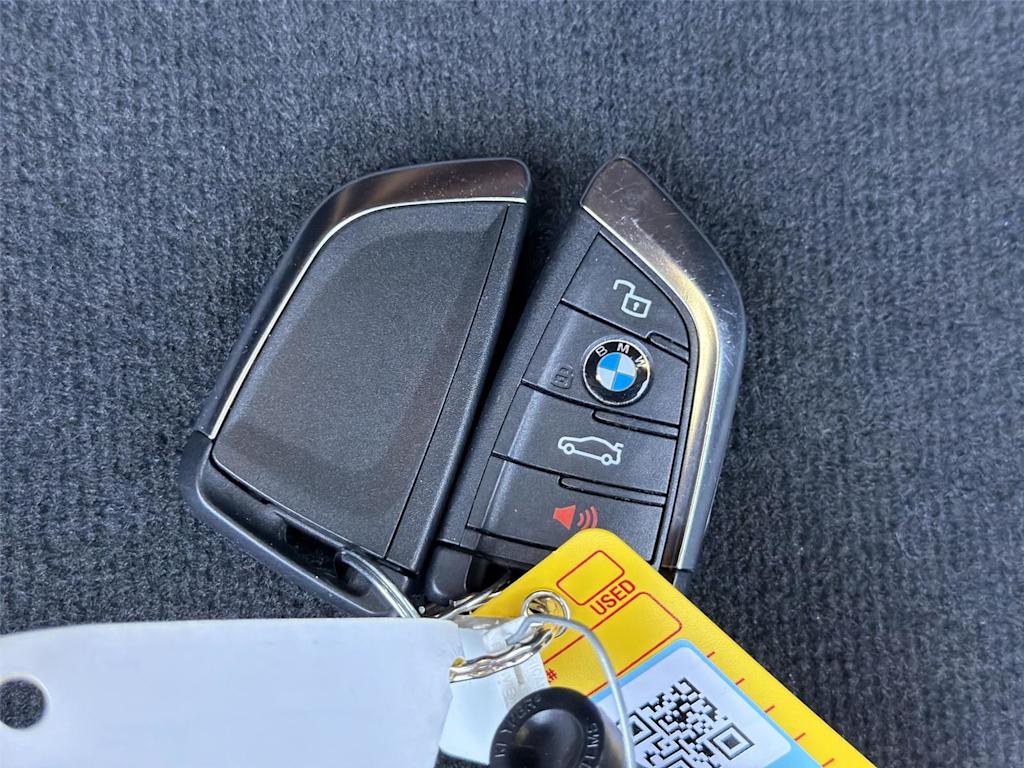 Thumbnail: 2022 BMW 3 Series - 19