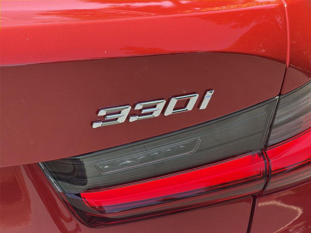Thumbnail: 2022 BMW 3 Series - 7