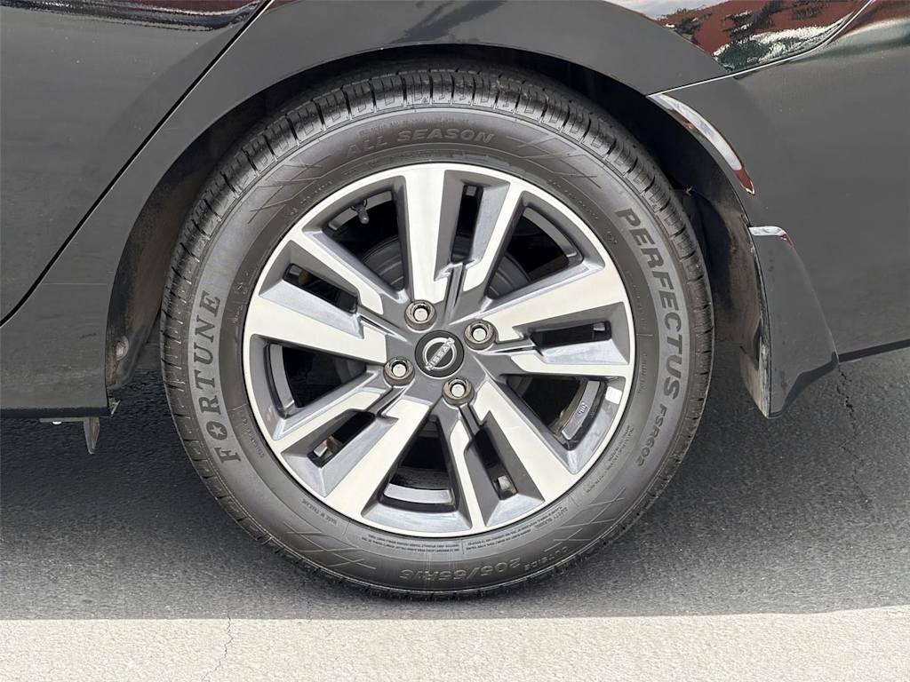 Thumbnail: 2024 Nissan Versa - 8
