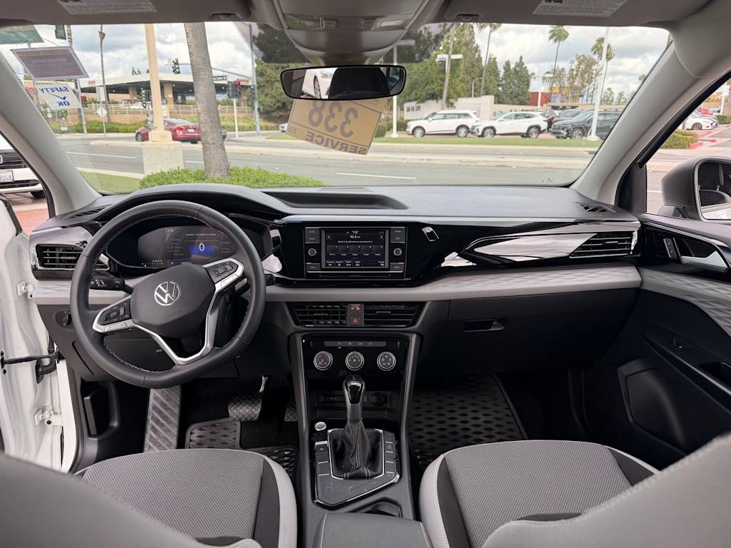 Thumbnail: 2024 Volkswagen Taos - 8