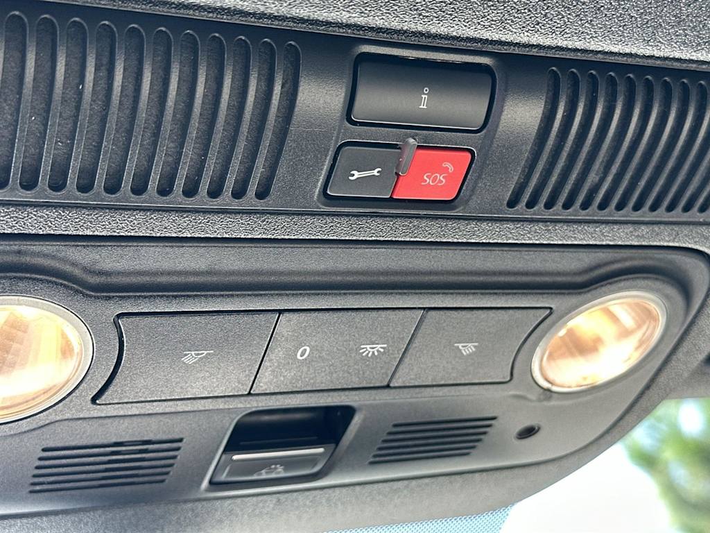 Thumbnail: 2019 Volkswagen Beetle - 30