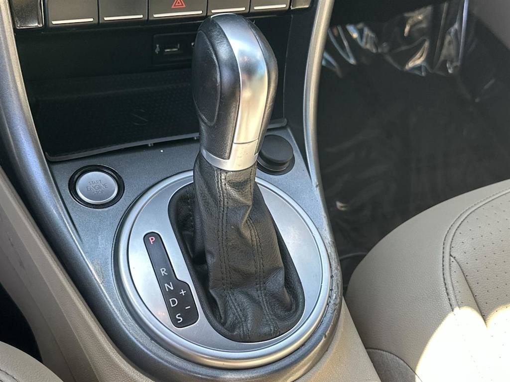 Thumbnail: 2019 Volkswagen Beetle - 17