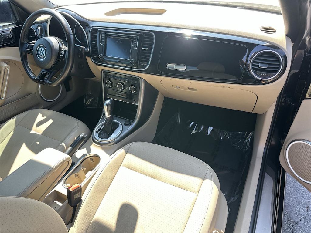 Thumbnail: 2019 Volkswagen Beetle - 14