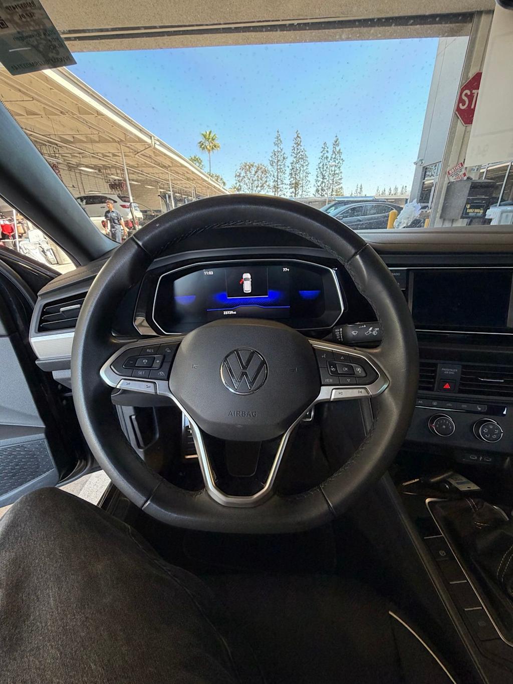 Thumbnail: 2024 Volkswagen Jetta - 6