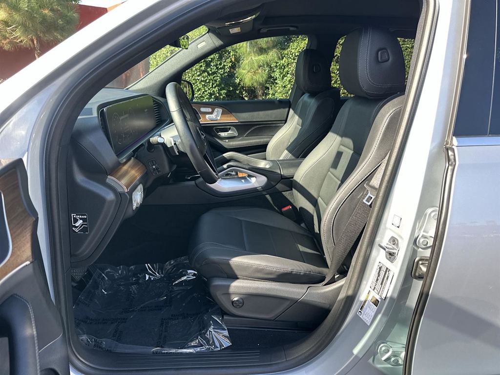 Thumbnail: 2025 Mercedes-Benz GLE - 10