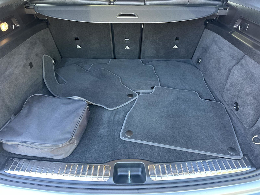 Thumbnail: 2025 Mercedes-Benz GLE - 18