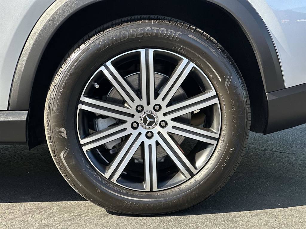 Thumbnail: 2025 Mercedes-Benz GLE - 7