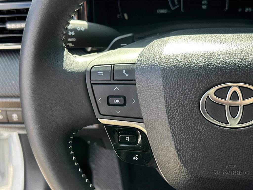 Thumbnail: 2025 Toyota Camry - 27
