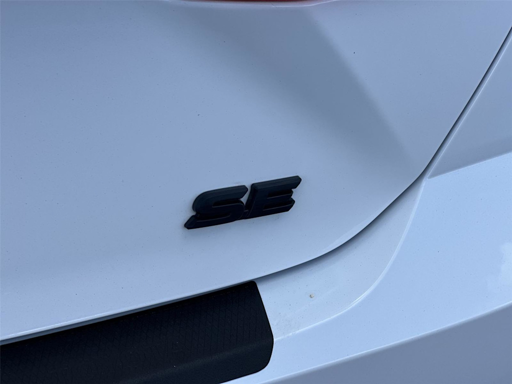 Thumbnail: 2025 Toyota Camry - 21