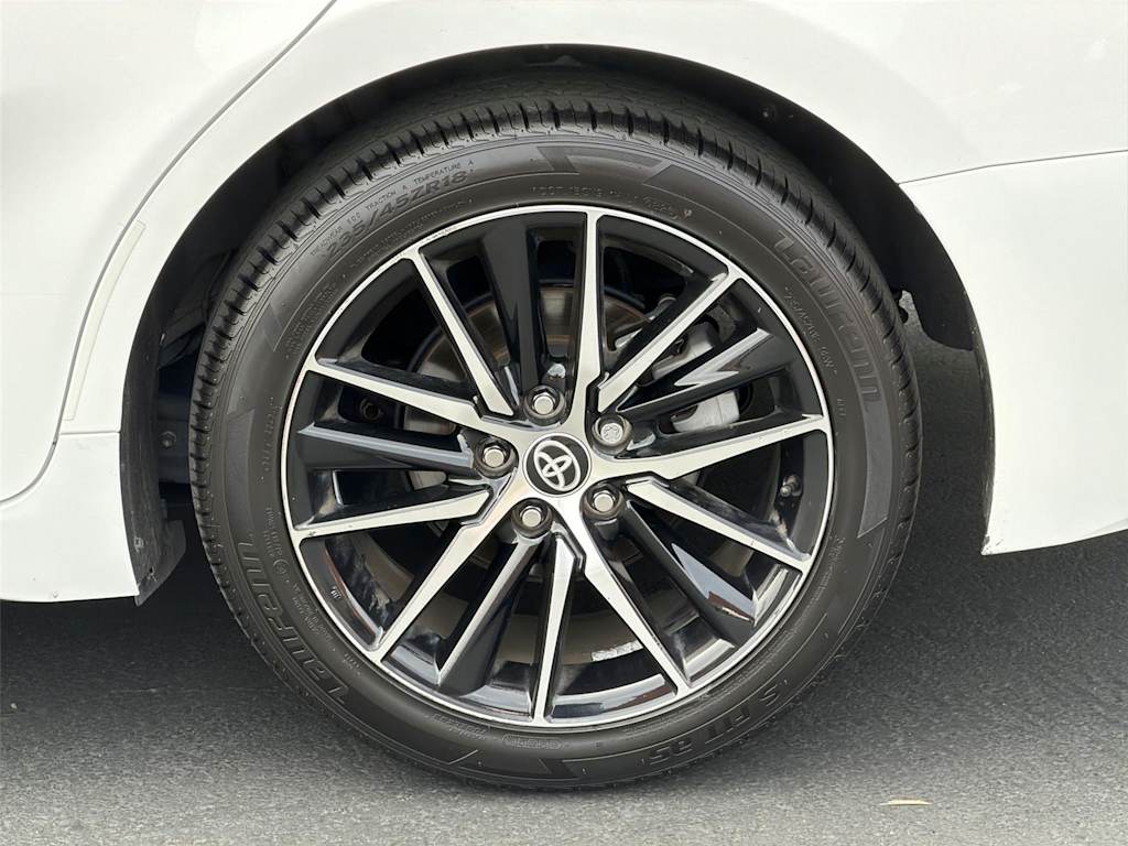 Thumbnail: 2024 Toyota Camry - 8