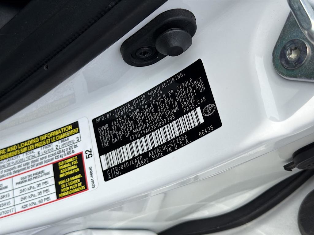 Thumbnail: 2024 Toyota Camry - 20