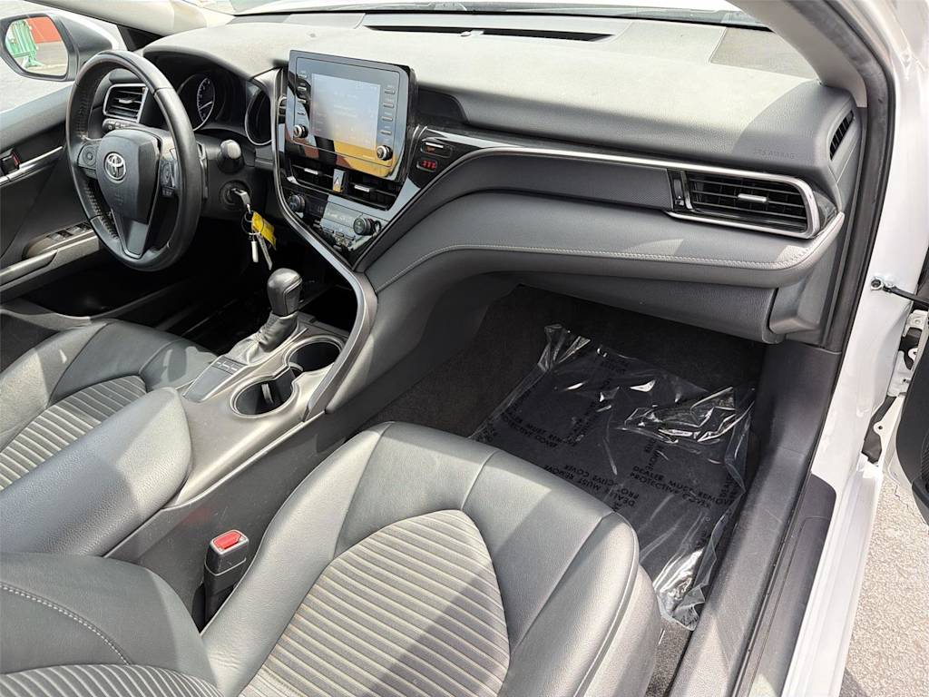Thumbnail: 2024 Toyota Camry - 14