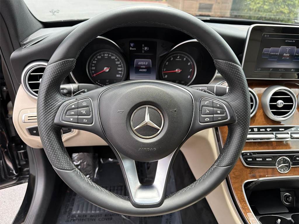 Thumbnail: 2015 Mercedes-Benz C-Class - 14