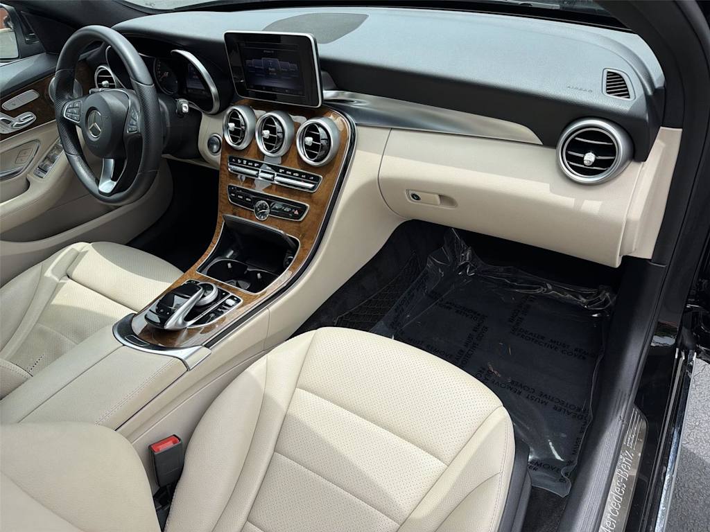Thumbnail: 2015 Mercedes-Benz C-Class - 13