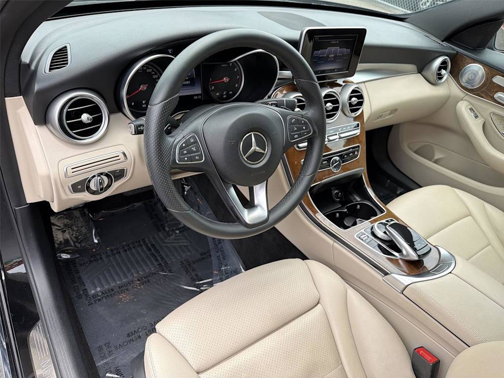 Thumbnail: 2015 Mercedes-Benz C-Class - 2