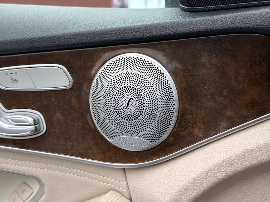 Thumbnail: 2015 Mercedes-Benz C-Class - 34