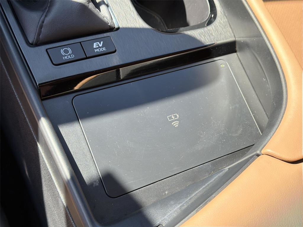 Thumbnail: 2025 Lexus ES - 31