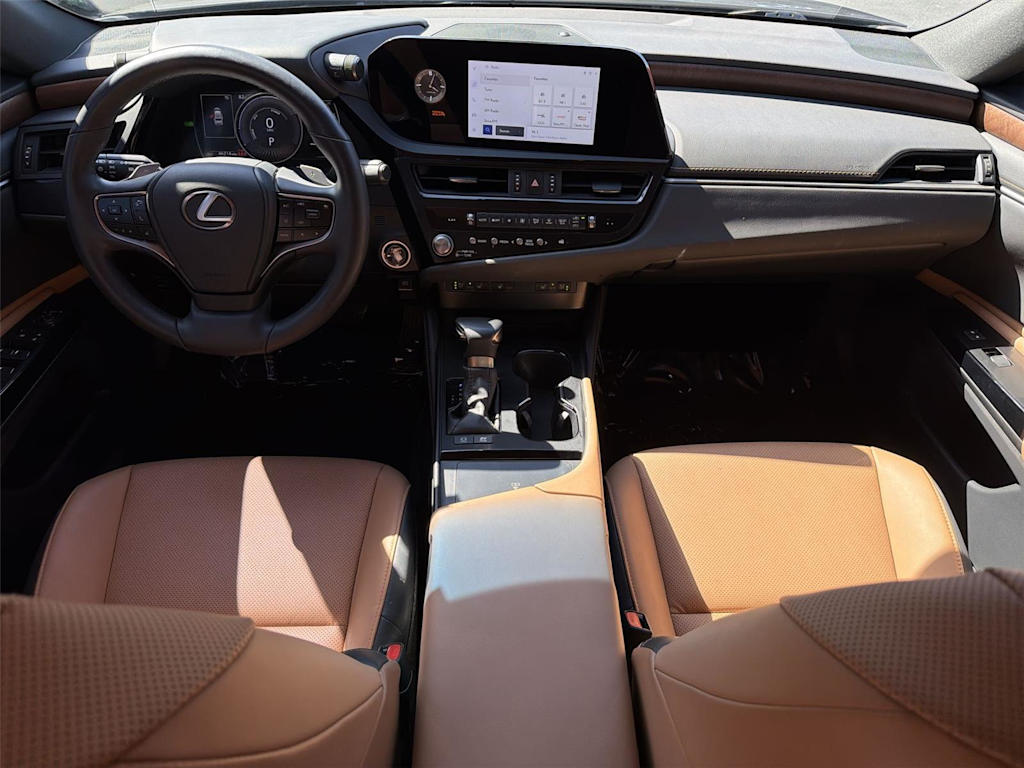 Thumbnail: 2025 Lexus ES - 10