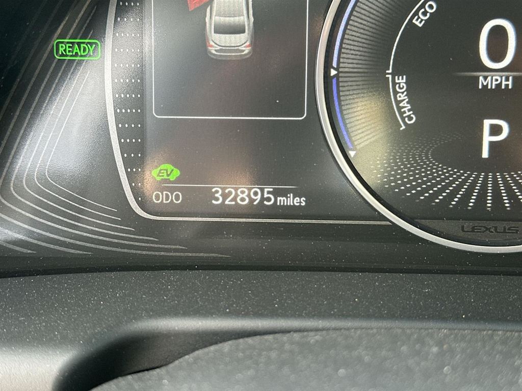 Thumbnail: 2024 Lexus ES - 18