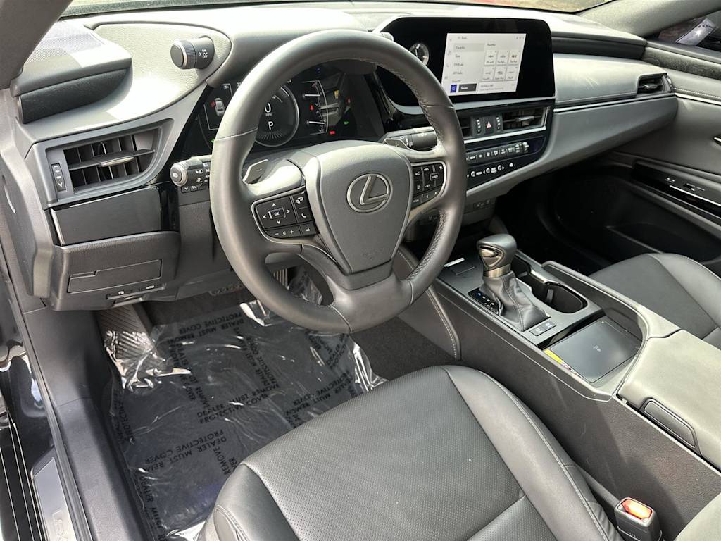 Thumbnail: 2024 Lexus ES - 2