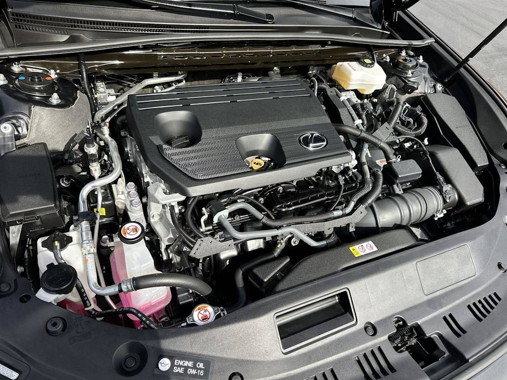 Thumbnail: 2024 Lexus ES - 9