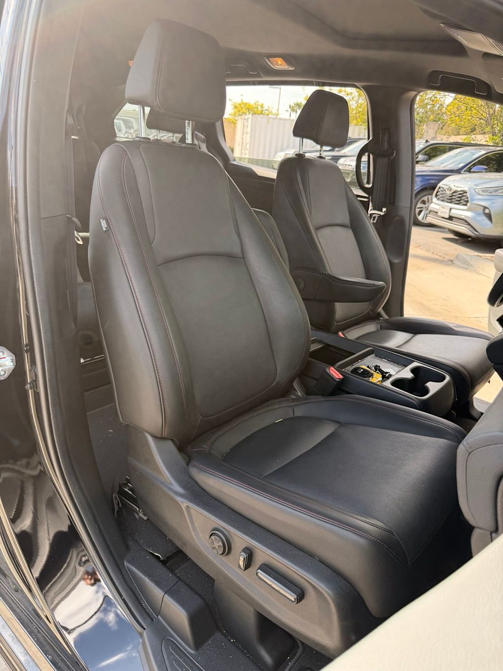 Thumbnail: 2025 Honda Odyssey - 9