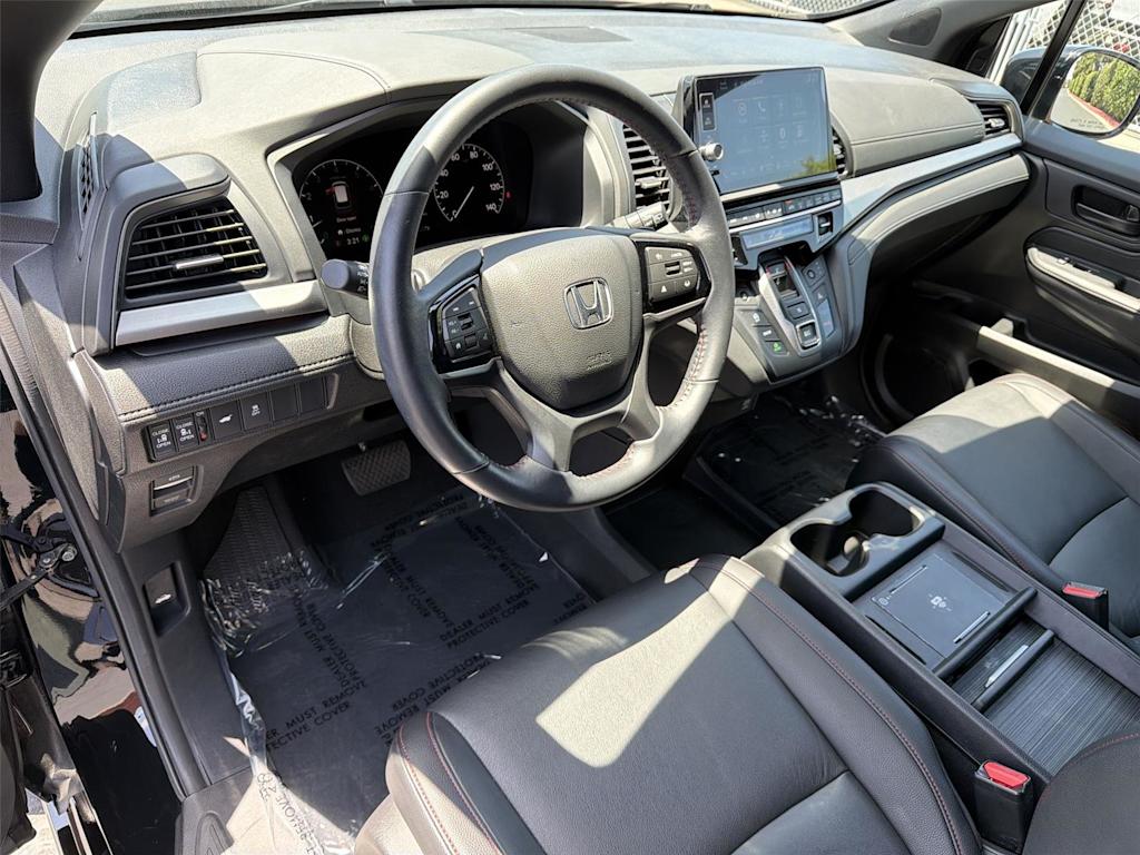 Thumbnail: 2025 Honda Odyssey - 2
