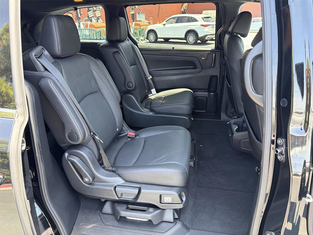 Thumbnail: 2025 Honda Odyssey - 12
