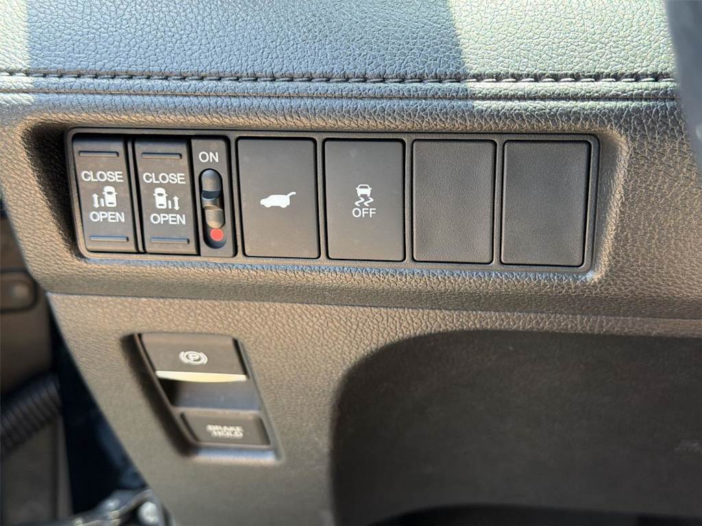 Thumbnail: 2025 Honda Odyssey - 31