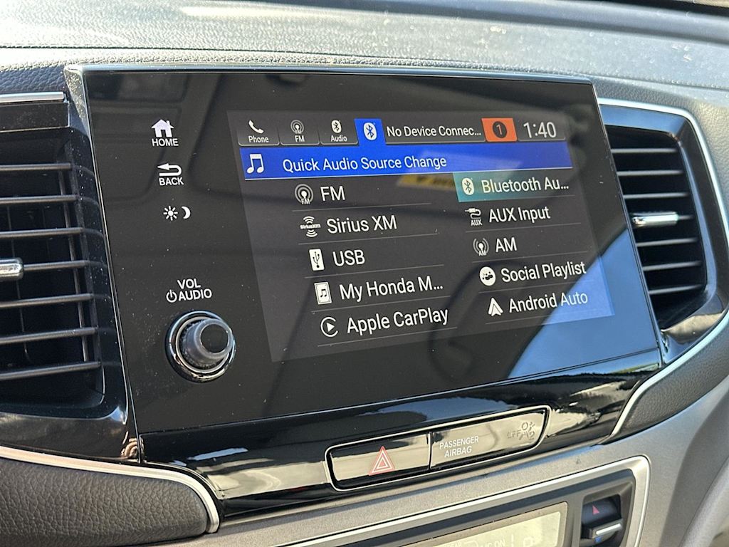 Thumbnail: 2019 Honda Pilot - 16