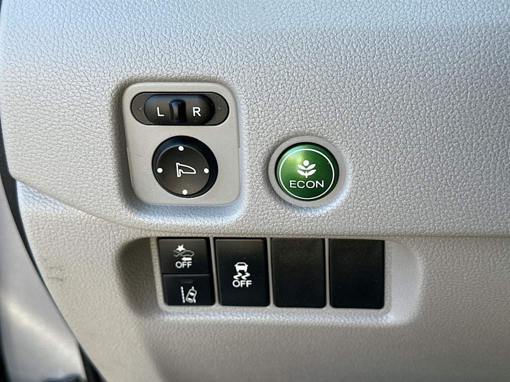 Thumbnail: 2019 Honda Pilot - 29