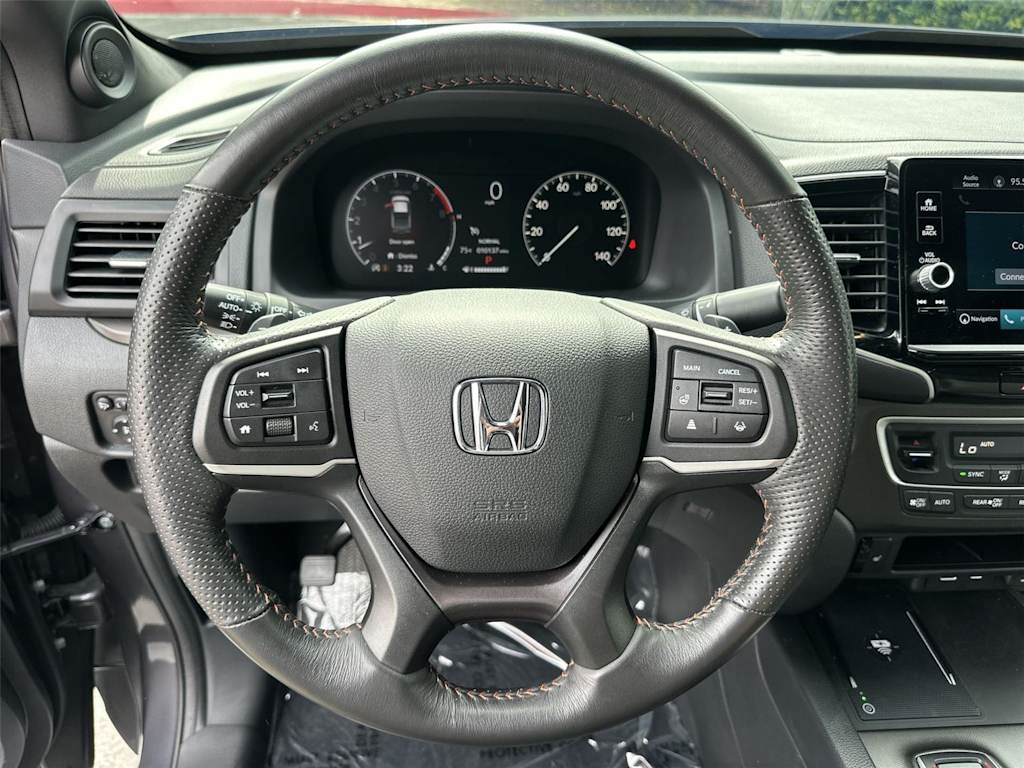Thumbnail: 2025 Honda Ridgeline - 15