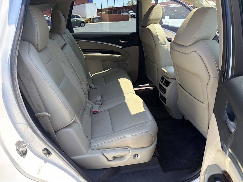 Thumbnail: 2017 Acura MDX - 13