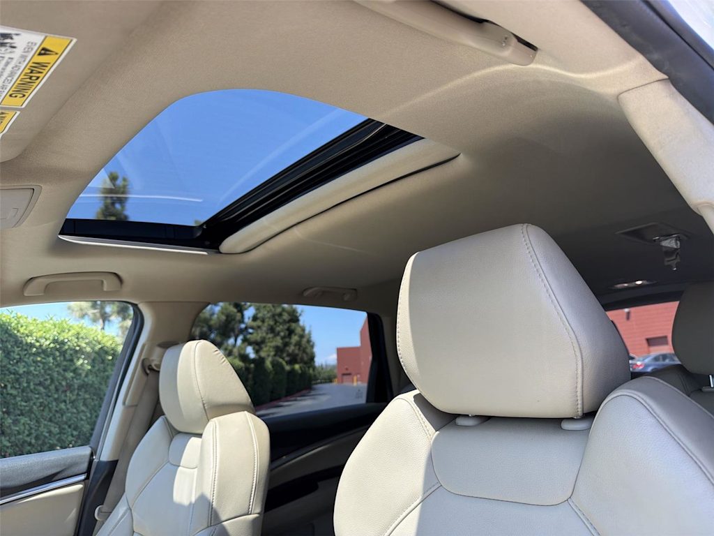 Thumbnail: 2017 Acura MDX - 32
