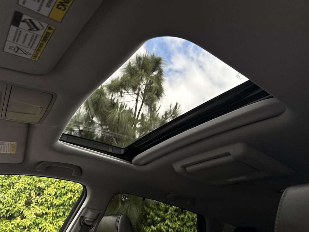 2015 Acura MDX Technology 32