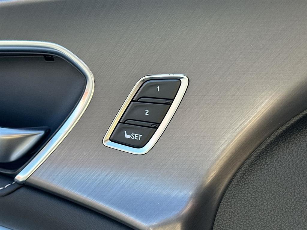 Thumbnail: 2025 Acura RDX - 29