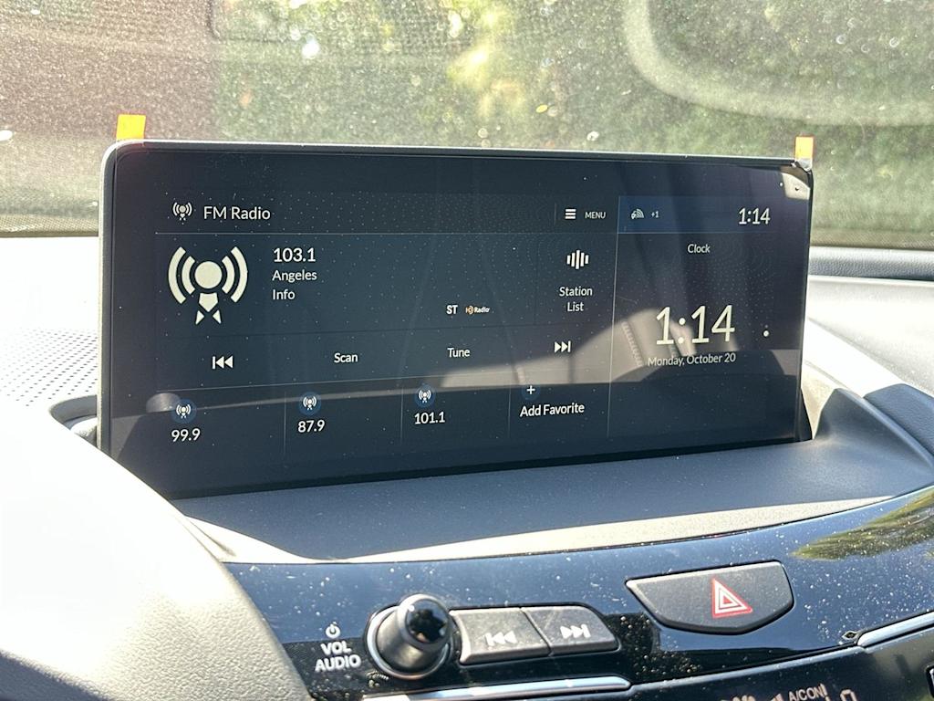 Thumbnail: 2025 Acura RDX - 15