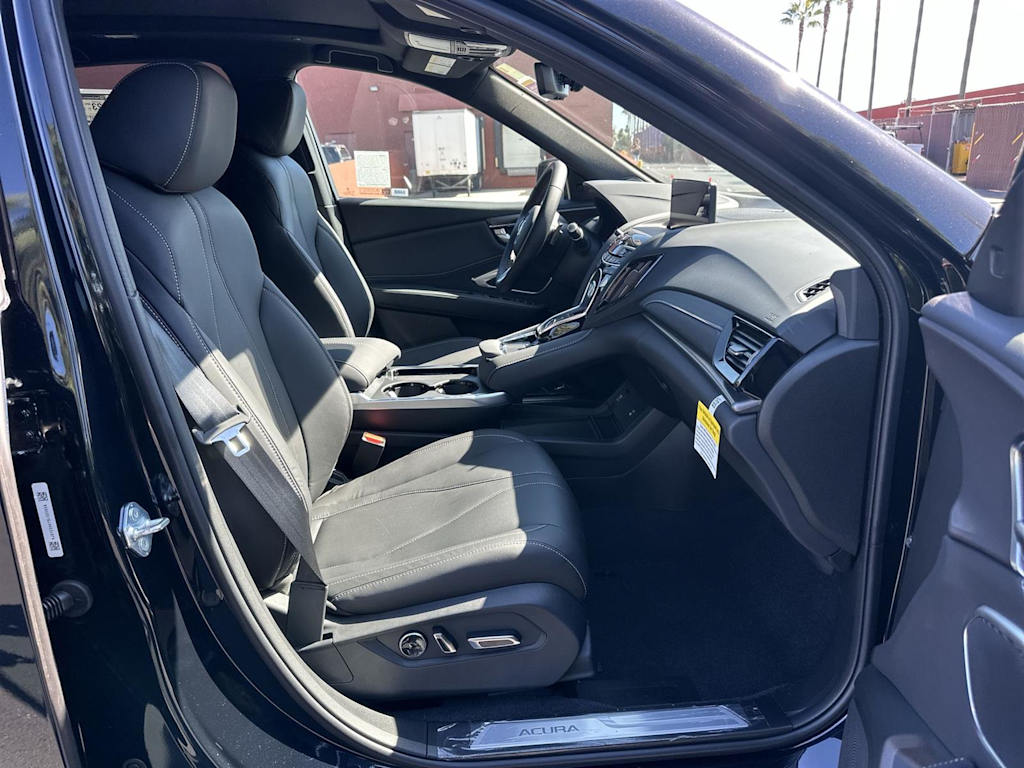 Thumbnail: 2025 Acura RDX - 11