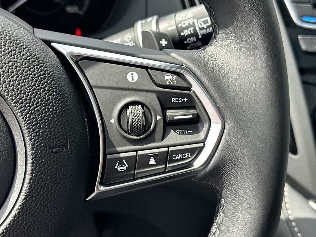 Thumbnail: 2025 Acura RDX - 25