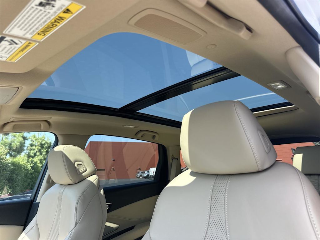 Thumbnail: 2023 Acura RDX - 35