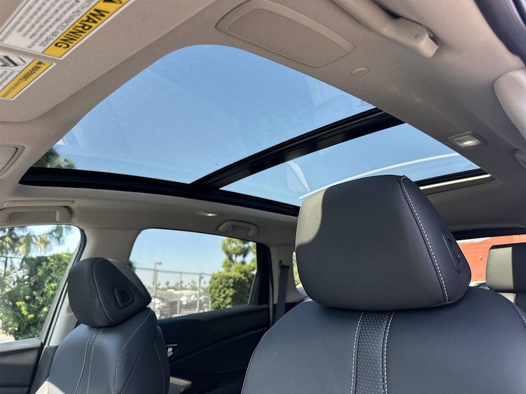 Thumbnail: 2024 Acura RDX - 32