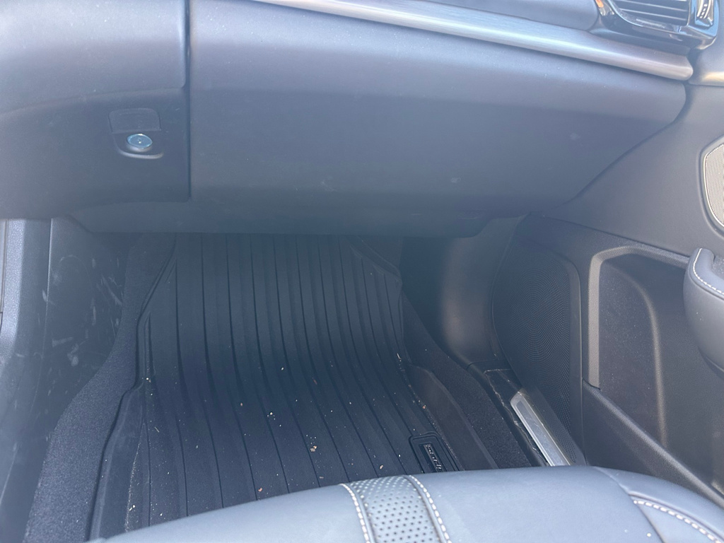 Thumbnail: 2022 Acura RDX - 22