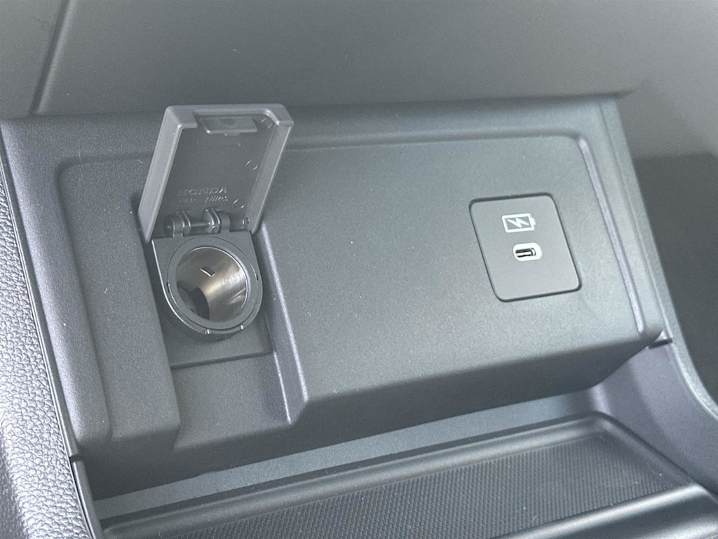 Thumbnail: 2025 Acura RDX - 28