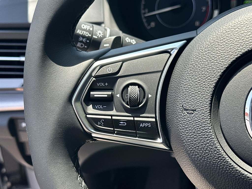 Thumbnail: 2025 Acura RDX - 24