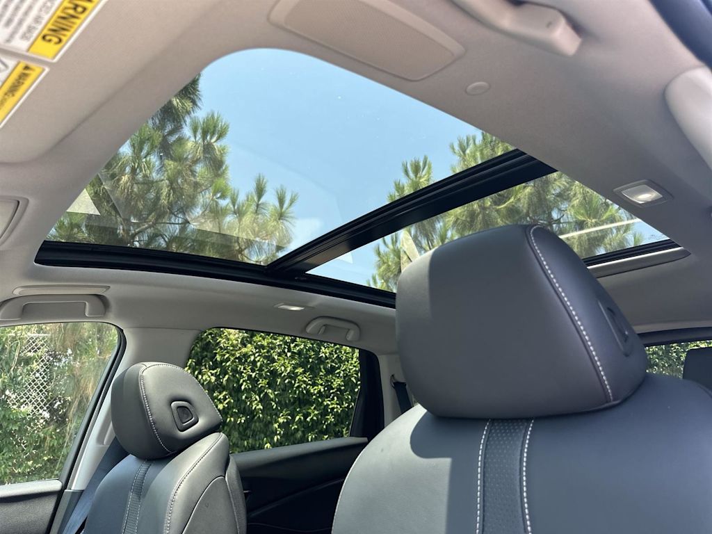 Thumbnail: 2025 Acura RDX - 32