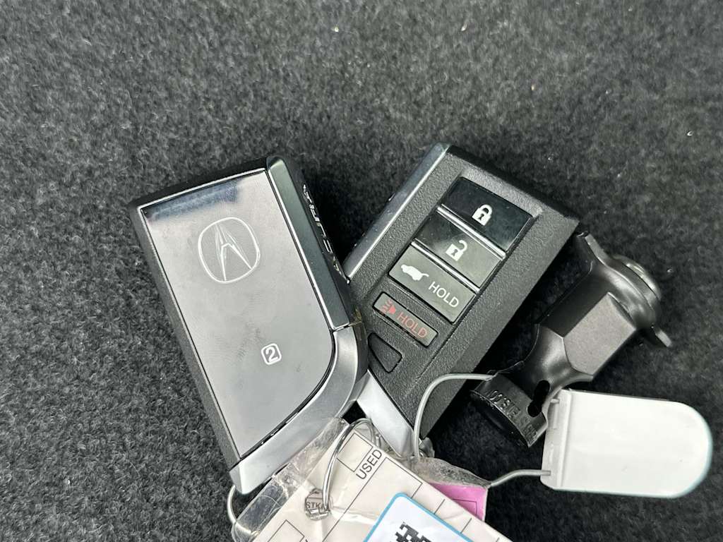 2025 Acura RDX Base 19