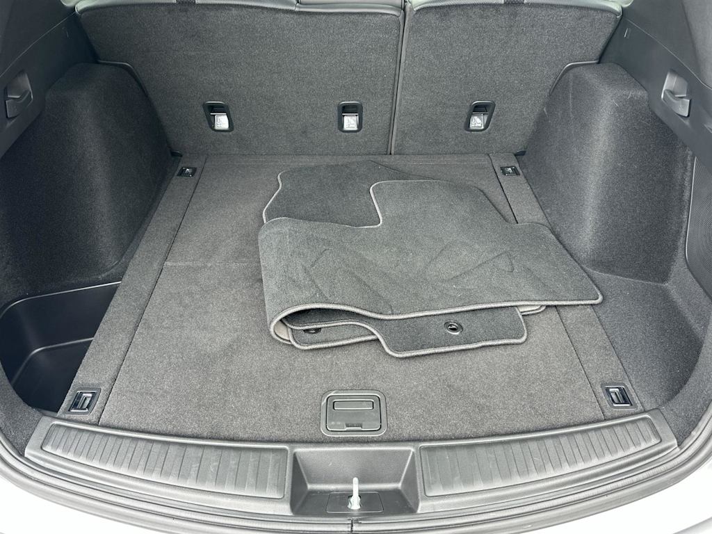 2025 Acura RDX Base 18