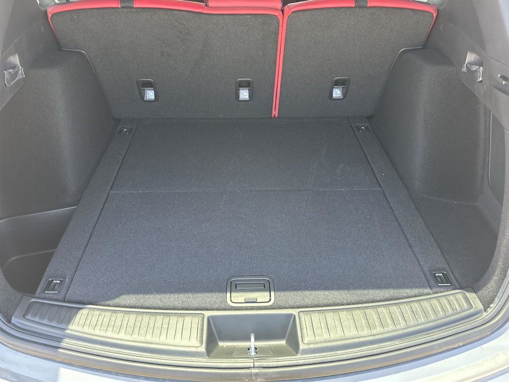 Thumbnail: 2025 Acura RDX - 17