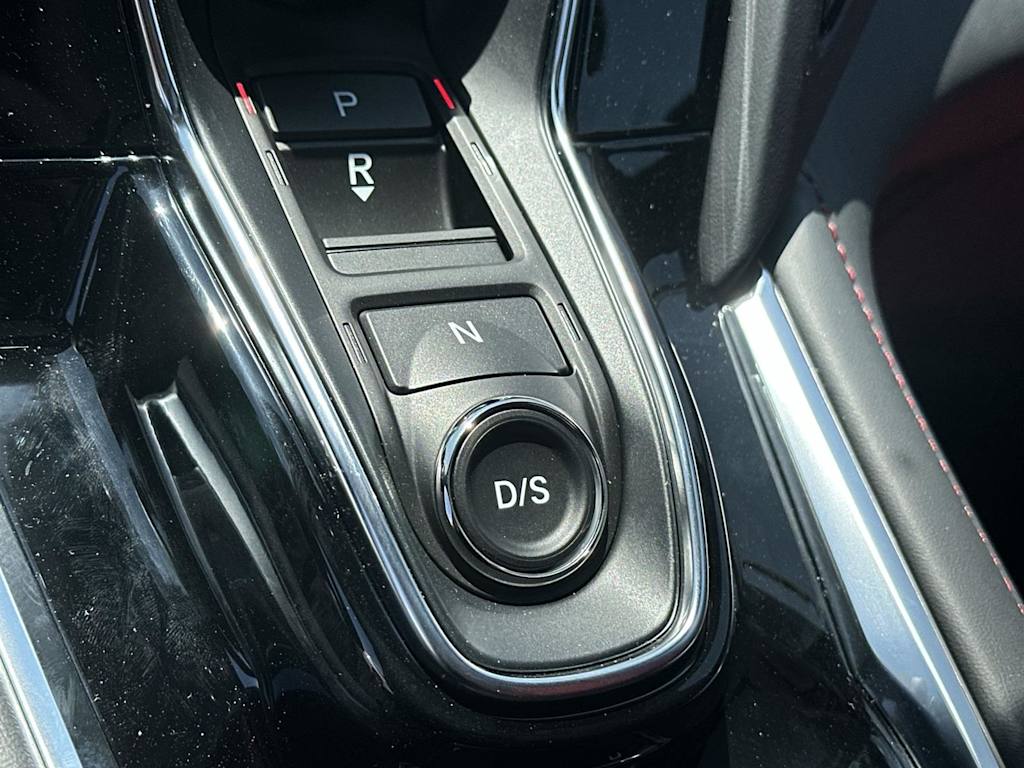 Thumbnail: 2025 Acura RDX - 15