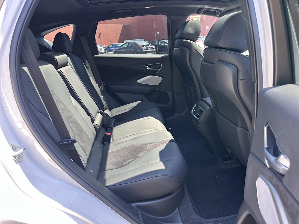 Thumbnail: 2025 Acura RDX - 13